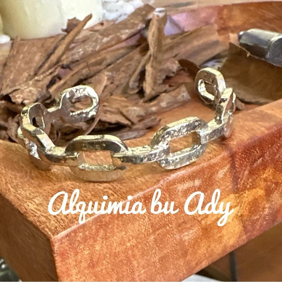 Chunky Silver statement curb link oversized cuff bangle bracelet/Biker/western - Picture 1 of 5